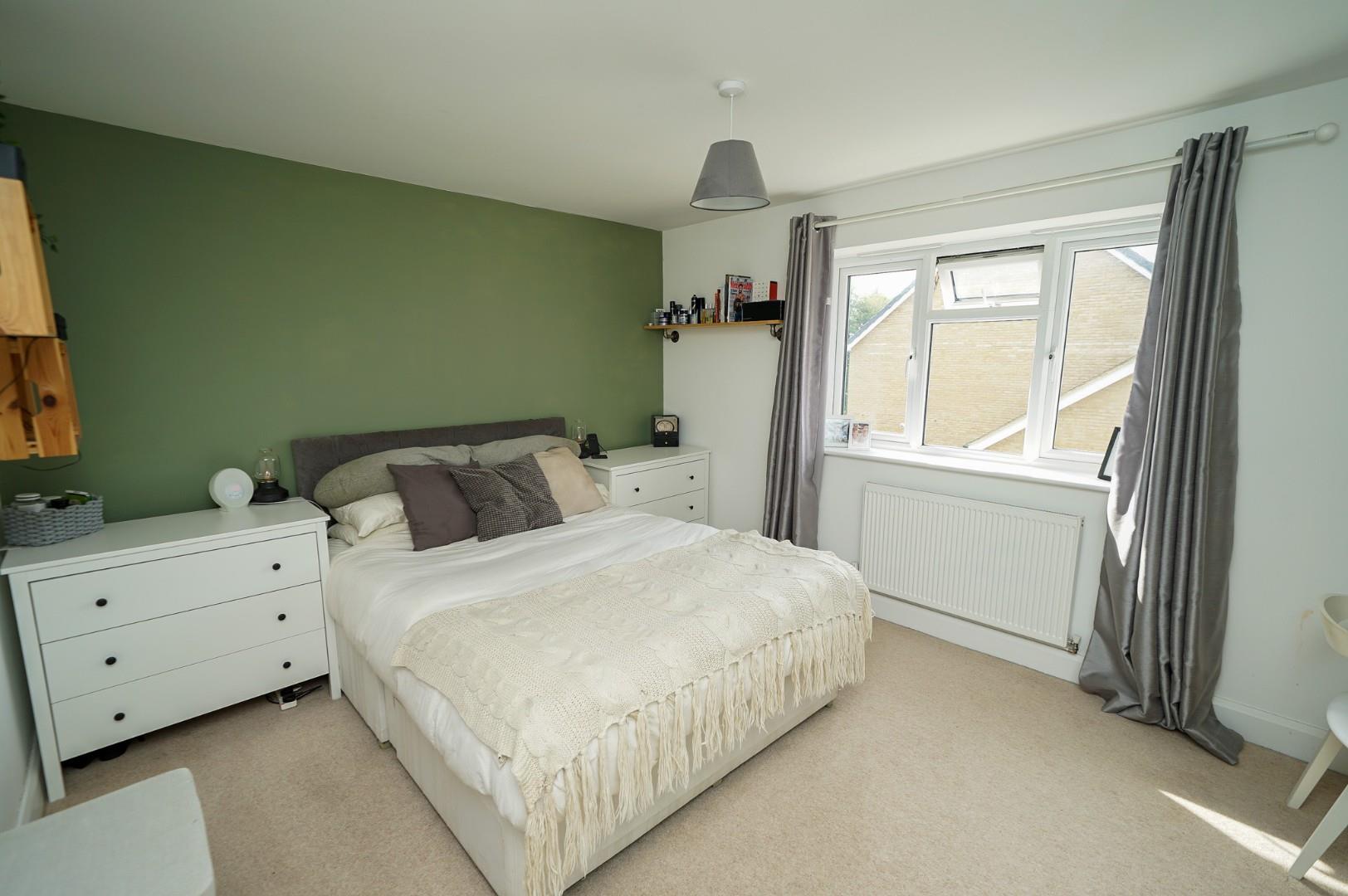 Liddell Way, Leighton Buzzard Quarters Estate Agents